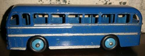 DINKY TOYS LEYLAND ROYAL TIGERS BUS NO BOX