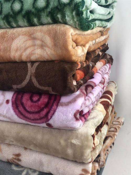 MiNK DONATiON BLANKET