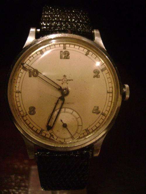 BREGUET BIG 41MM. PILOTS WATCH WITH SOLID LUGS