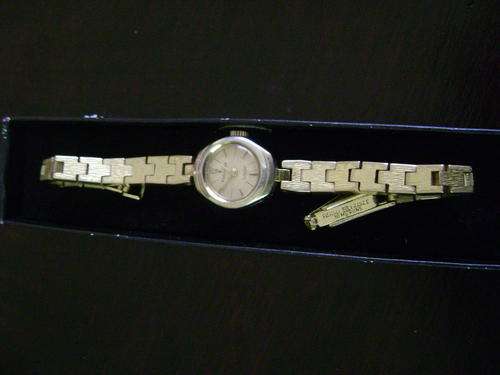 PARAGON SWISS MADE LADIES WATCH