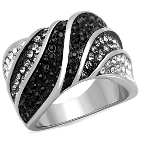 GORGEOUS SIMULATED DIAMOND LADIES RING