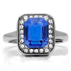 STUNNING SIMULATED BLUE SAPPHIRE LADIES CLADDAGH RING