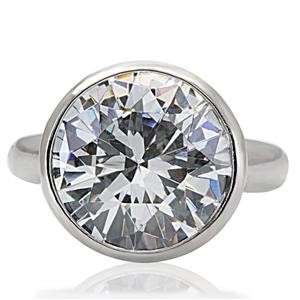 STUNNING STAINLESS STEEL SIMULATED DIAMOND LADIES RING