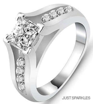18K WHITE GOLD PLATED SIMULATED DIAMOND LADIES RING