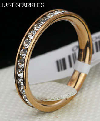 STUNNING  YELLOW GOLD PLATED SIMULATED DIAMOND LADIES RING