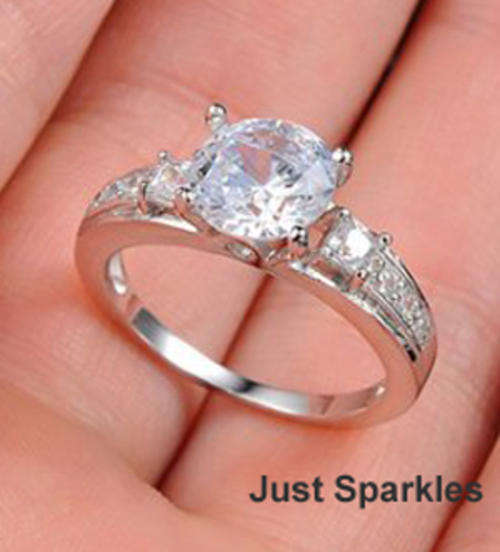 18K WHITE GOLD PLATED SIMULATED DIAMOND LADIES RING