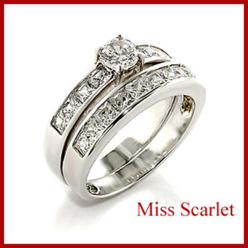 STUNNING WEDDING RING SET SIZE 8