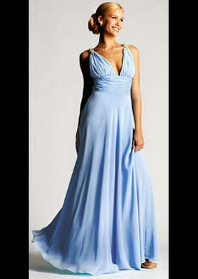 BEAUTIFUL LIGHT BLUE EVENING GOWN