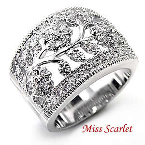 GORGEOUS SIMULATED DIAMOND BAND RING