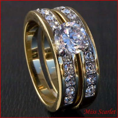 18K Gold Wedding Ring Set