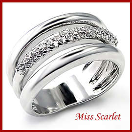 SIMULATED DIAMOND BAND RING