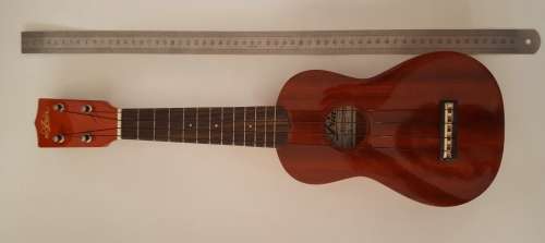ORIGINAL JAPANESE ARIA AU-120 UKULELE MINT IN BOX WITH OWNERS MANUAL