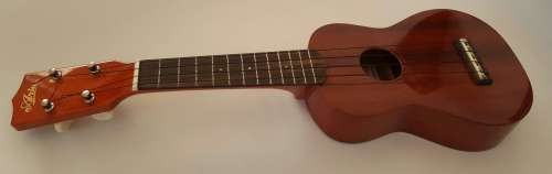 ORIGINAL JAPANESE ARIA AU-120 UKULELE MINT IN BOX WITH OWNERS MANUAL