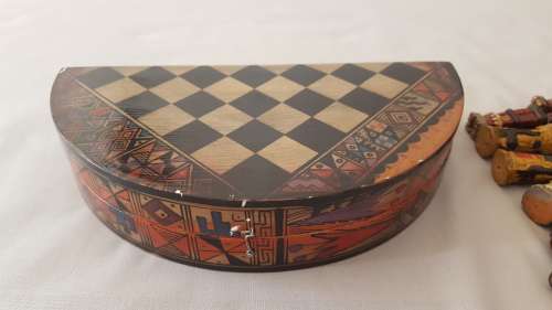 Chess Set - Aztec Mayan Indians vs Spanish Conquistadors Boxed #FolkArt #MexicanArt