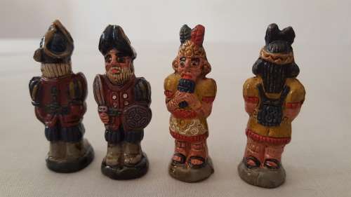 Chess Set - Aztec Mayan Indians vs Spanish Conquistadors Boxed #FolkArt #MexicanArt