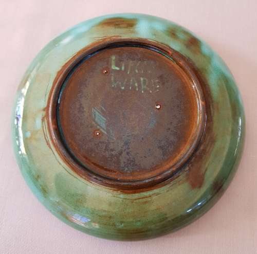 LINN WARE STUDIO POTTERY - FLAT BOWL IN MOTTLED GREEN GLAZE C.1940's