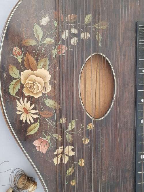 Rare Antique German Concert  Zither / Fretted Fingerboard / Lap Guitar in Carry Case