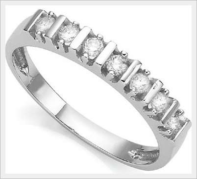*I.S.* GORGEOUS 10K SOLID WHITE GOLD DIAMOND HALF ETERNITY RING  0.300CTS  VALUE : R17'445.00