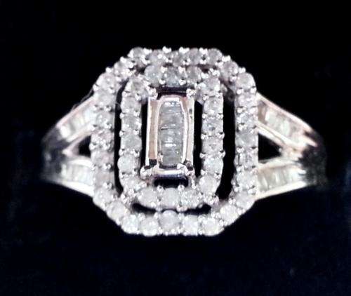 *I.S.* GORGEOUS 10K SOLID WHITE GOLD DIAMOND DESIGNER RING  0.330CTS  VALUE : R19'312.00