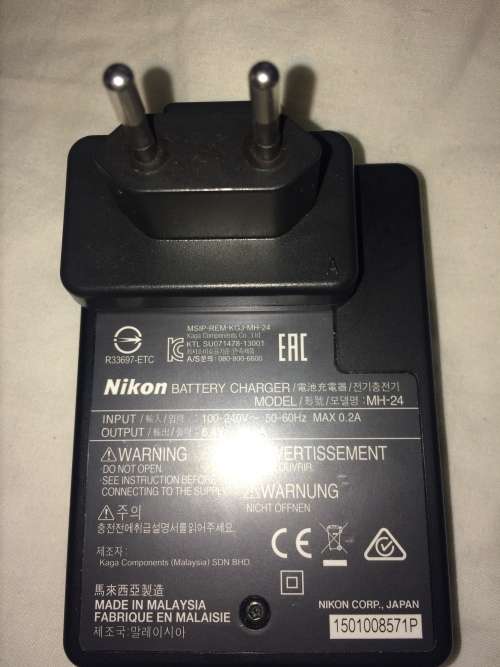 Nikon Genuine Battery Charger MH-24