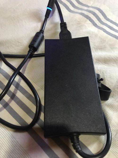 Dell Original Charger/Adapter
