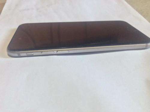 Apple iphone a1586