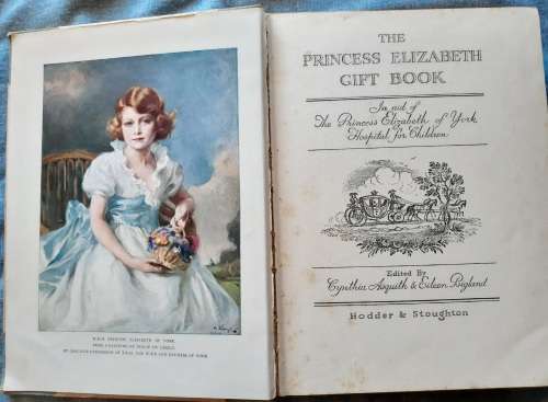 British Royals: 4 books/ booklets from Queen Elizabeth II`s younger days
