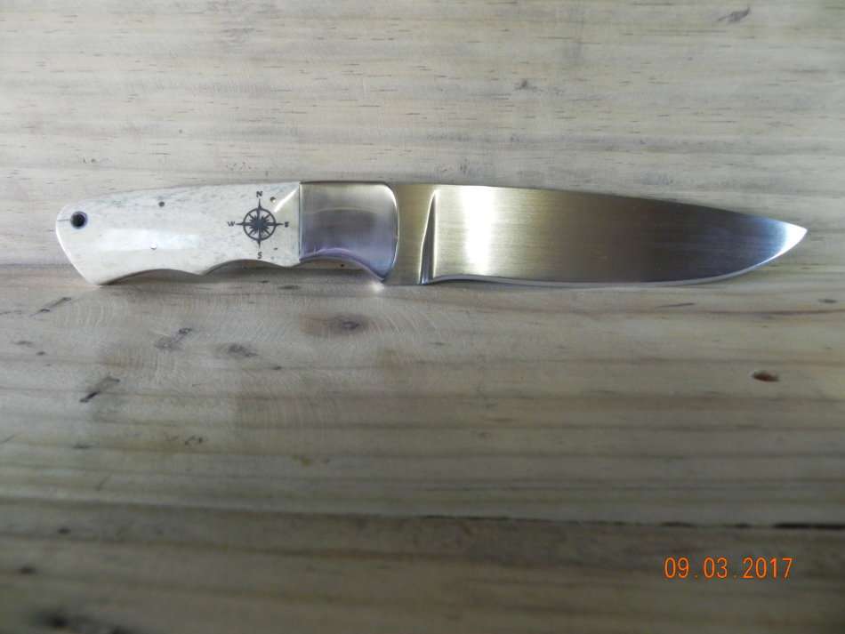 Handmade Knife , N690 Stainless steel , giraffe bone handel