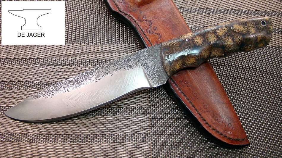 Handmade Knife , Stalion plough disc resin cast handle
