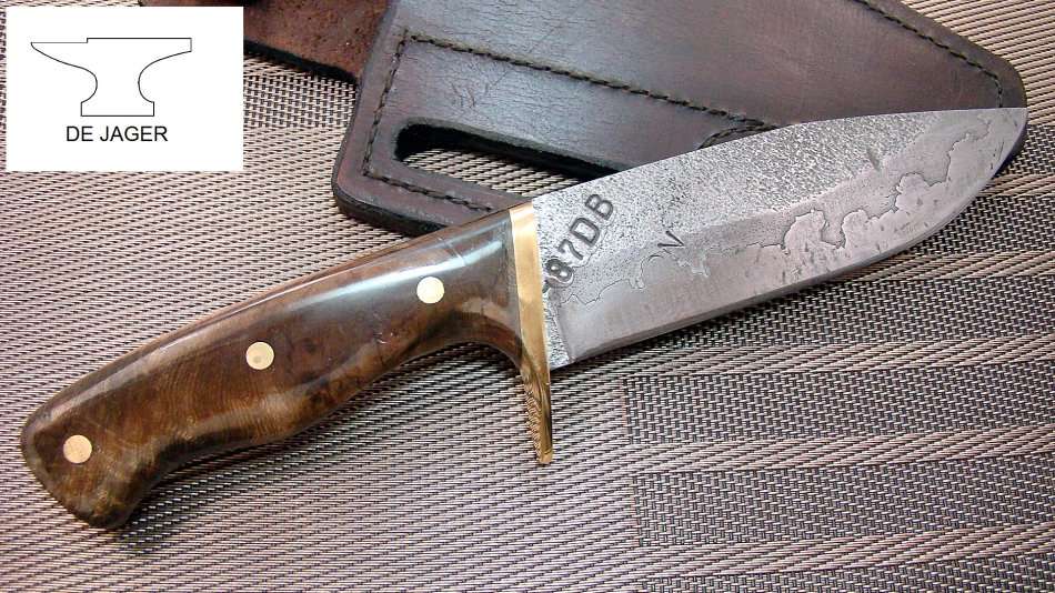 Handmade Knife , Plough Disc , sandveld burl handle