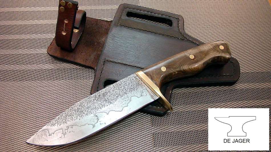 Handmade Knife , Plough Disc , sandveld burl handle