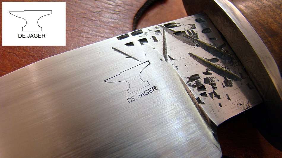 Handmade Knife , 5160 Bowie tipe , Tamboti Handle