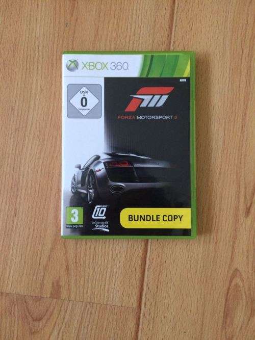 XBOX 360 Cosole 500GB with 1 Controller and 4 Games