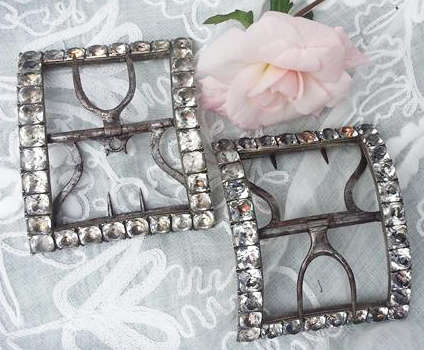 RARE !!!  C MID1800s GEORGIAN FOIL BACKED DIAMOND CUT PASTE PAIR OF SHOE BUCKLES WITH STEEL MOUNTS