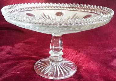 VINTAGE PRESSED GLASS TAZZA WITH A COMBINATION OF CLEAR AND FROSTED GLASS, VERY ATTRACTIVE...