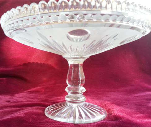 VINTAGE PRESSED GLASS TAZZA WITH A COMBINATION OF CLEAR AND FROSTED GLASS, VERY ATTRACTIVE...