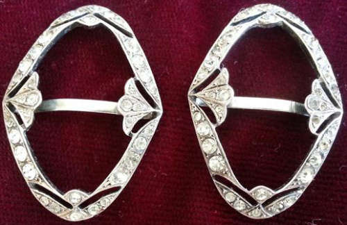 ANTIQUE ART DECO DIAMANTE DRESS / SHOE BUCKLES, DIAMANTE CRYSTALS  SET IN UNMARKED SILVER