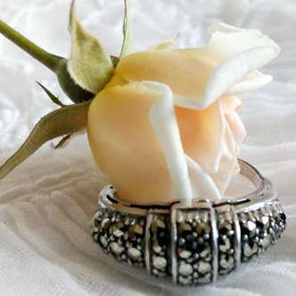 ART DECO, SILVER MARCASITE RING