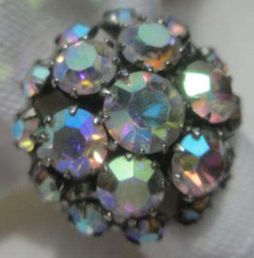 CHRISTMAS BLING RING, NO MISSING CRYSTALS, ADJUSTABLE BAND, LOVELY SPARKLE !!!