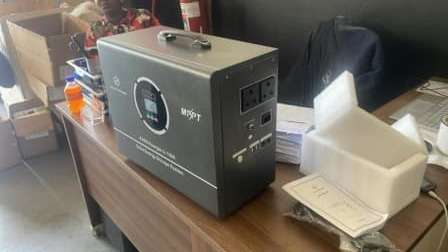 Inverter and built in Lithuim Battery Energie Lithuim 1000 watt