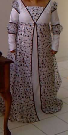 Beautiful Medieval Princess Style Costume Dress