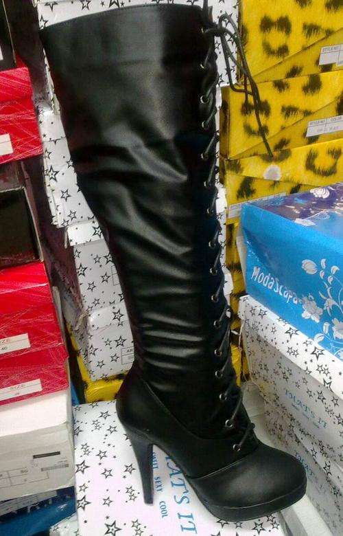 !!!!OUT OF STOCK  !!!! PREMIUM SOTTO KNEE HIGH LACE UP  WINTER  BOOT!!!! **  SIZES 3-8 **