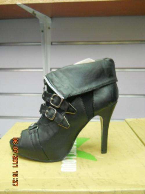** SOTTO DESIGNER ANKLE BOOTS**  SIZE 3-7** ONLY FROM DOCTORNERO!!***