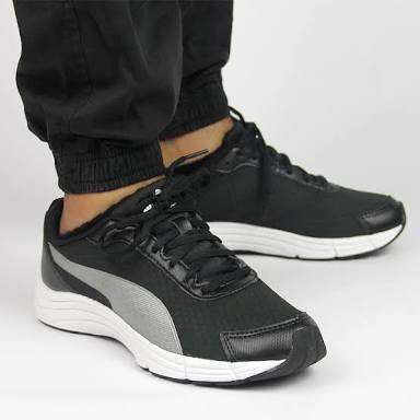 PUMA ORIGNAL EXPEDITE FOR MEN  SIZE UK 8 !!!!MARKET VALUE R1499.99
