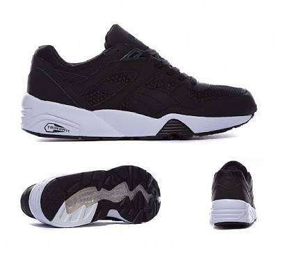 PUMA ORIGNAL R698 TRINOMIC FOR MEN SIZE UK 10 (SA 10 )!!!!!MARKET VALUE R1999.9O