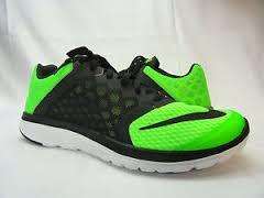 NIKE ORIGNAL FS LITE RUN 3  FOR MEN SIZE UK 9 (SA 9)!!!MARKET VALUE R1699.99