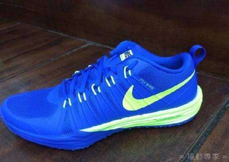 NIKE ORIGNAL LUNAR TR 1FOR MEN SIZE UK 7 (SA 7)!!!MARKET VALUE R1699.99