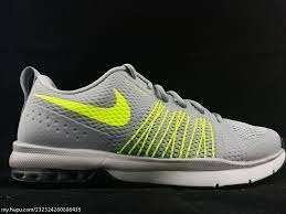 NIKE ORIGNAL AIR MAX EFFORT FOR MEN SIZE UK 6 (SA 6 )!!!MARKET VALUE R1599.99