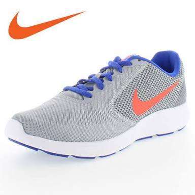 NIKE ORIGNAL REVOLUTION 3 FOR MEN SIZE UK 6 !!!!!!!!!!MARKET VALUE R1499.99