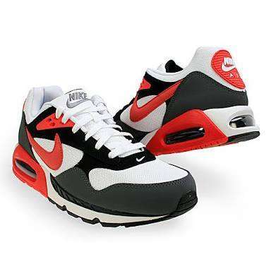 NIKE ORIGNAL AIR MAX CORRELATE FOR MEN SIZE UK 11 (SA 11)!!!!!MARKET VALUE R1999.99